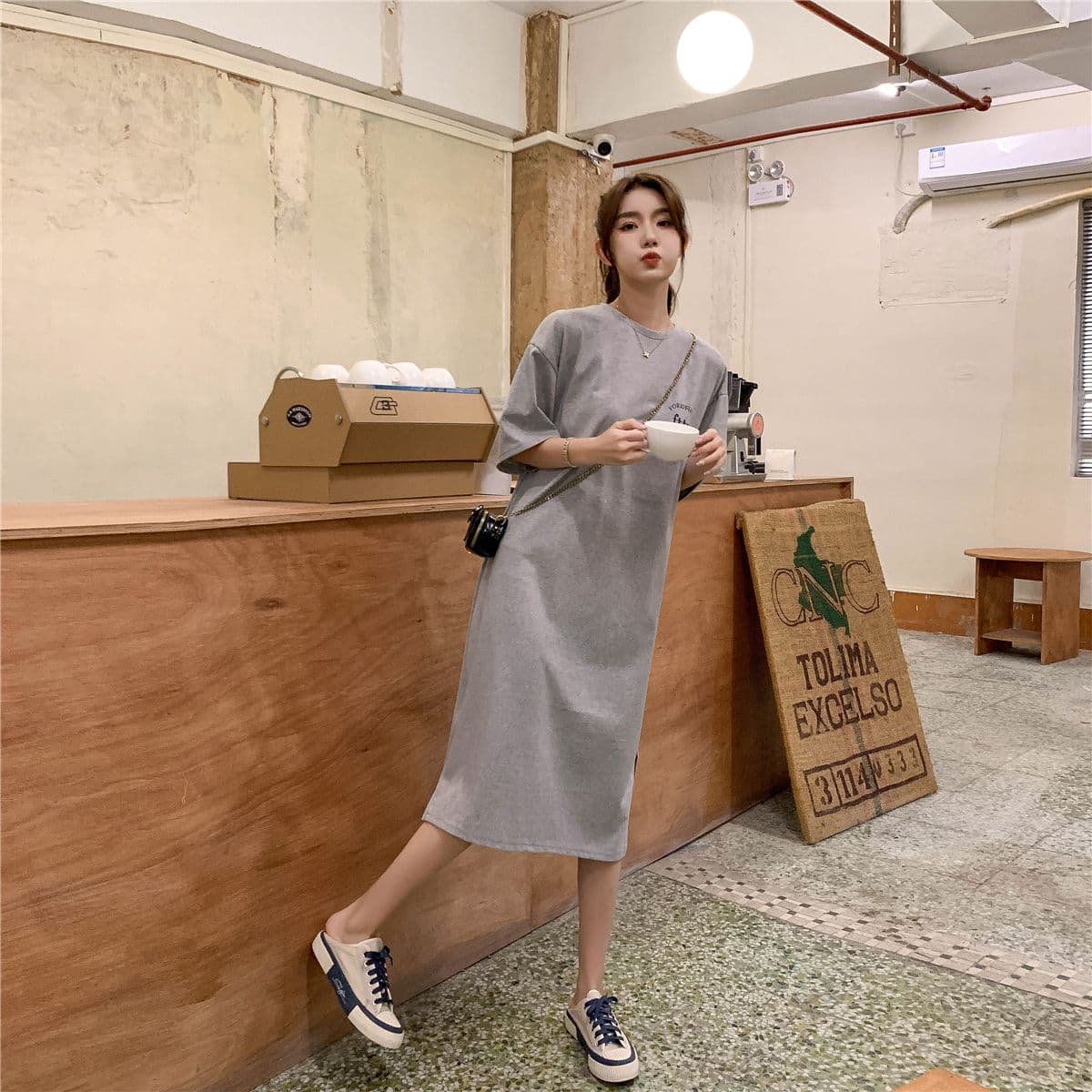 부주의 한 게으른 바람 롱 코트 롱 스커트 티셔츠 드레스 여름 한 스타일 새로운 여성 슬림해 보이는 트임 반팔 상세 이미지 9
