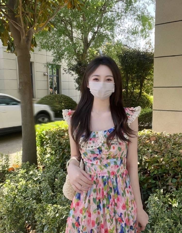 2026 여름 새로운 색상 꽃무늬 민소매 오프숄더 프랑스식 차 휴식 해변가 휴가 디자이너 드레스 상세 이미지 4