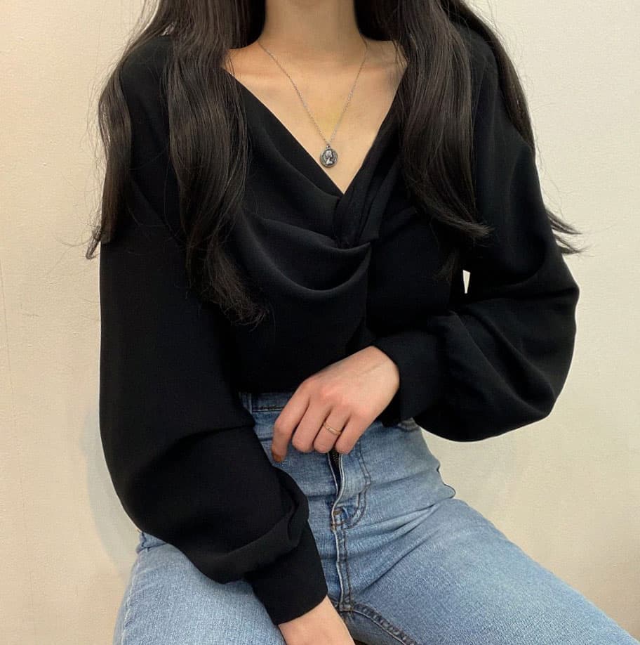 한국 chic 가을 프랑스식 품격 주름 V넥 비틀림 디자인 루즈핏 캐주얼 단색 긴팔 셔츠 맨위 상세 이미지 31