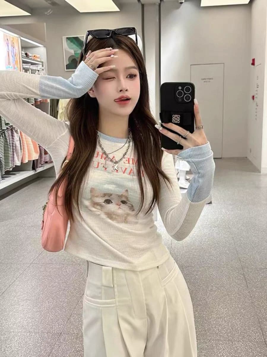 리브 몸매 가꾸기 슬림해 보이는 고양이 프린트 긴팔 티셔츠 상세 이미지 3