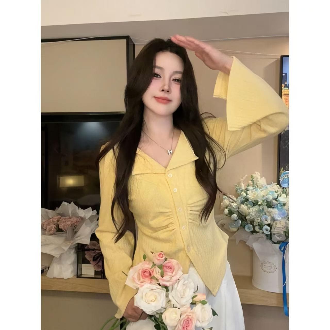 2026 이른 가을 새로운 빅 사이즈 지방 mm V넥 긴팔 티셔츠 허리 수축 표지 고기 슬림해 보이는 인사이드 잡아라. 의류 여성 이미지 2