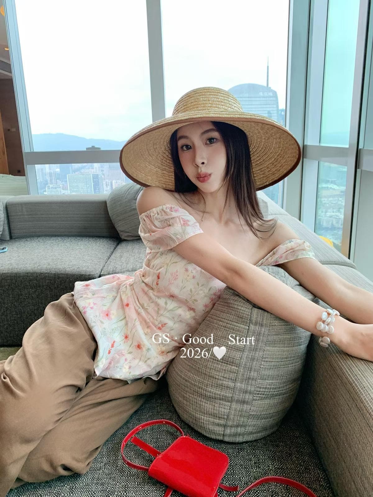 달콤한 자매 바람 꽃무늬 작은 날다 소매 여성 셔츠 2026 여름 섹션 주름 허리 수축 광장 칼라 인형 셔츠 몸매 가꾸기 쇼트 스타일 맨위 상세 이미지 4
