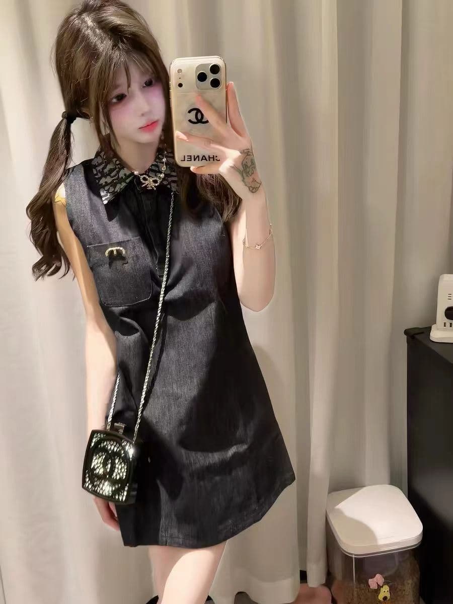 한 부서 미니멀리즘 바람 폴로 칼라 배색 데님 여성 드레스 2026 여름 새로운 품격 캐주얼 루즈핏 조끼 스커트 상세 이미지 5