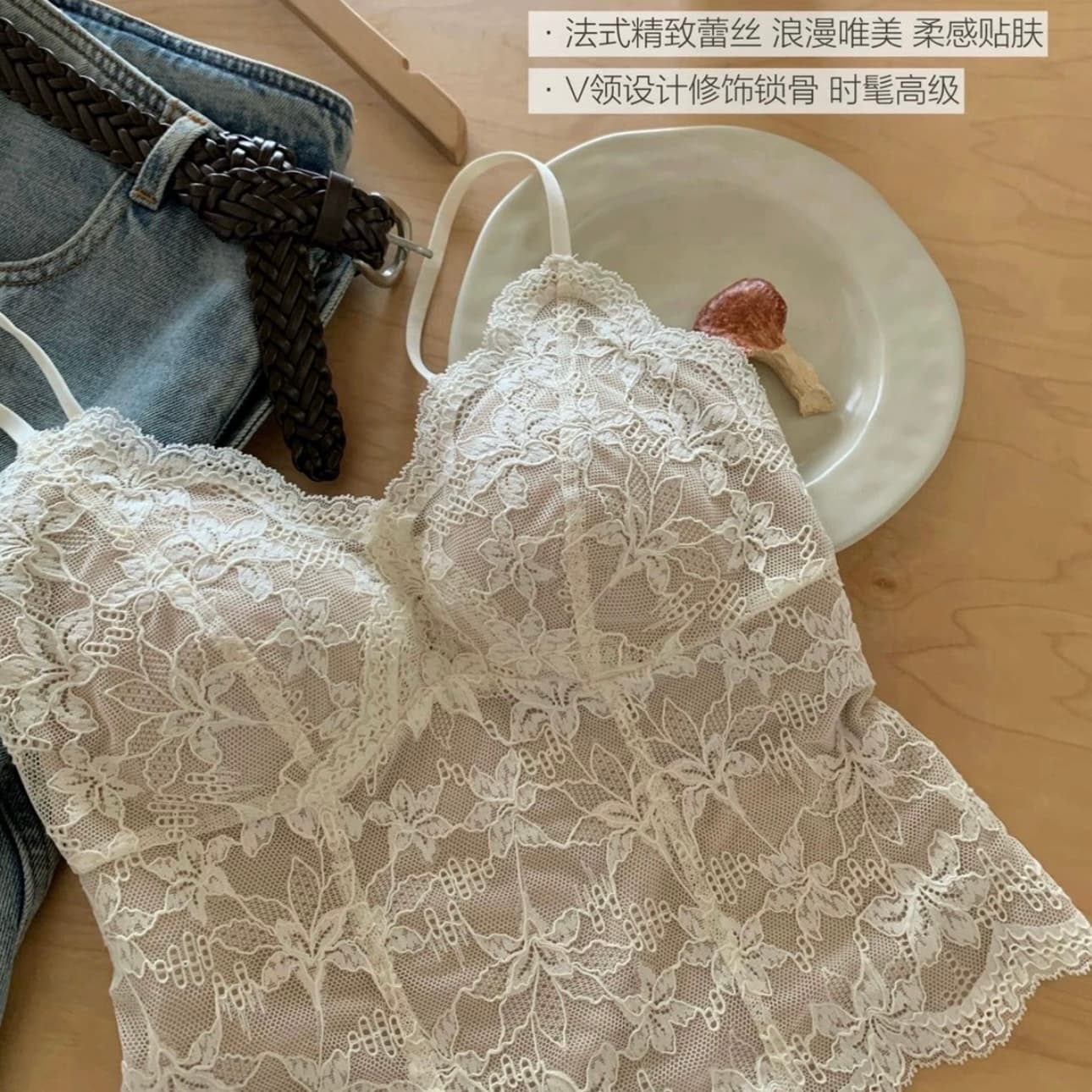준비금 부드러운 레이스 아름다움 뒤로 캐미솔 여성 벨트 가슴 패드 연삭 털 열 속옷 인사이드 가져 가라. 외출용 맨위 이미지 5