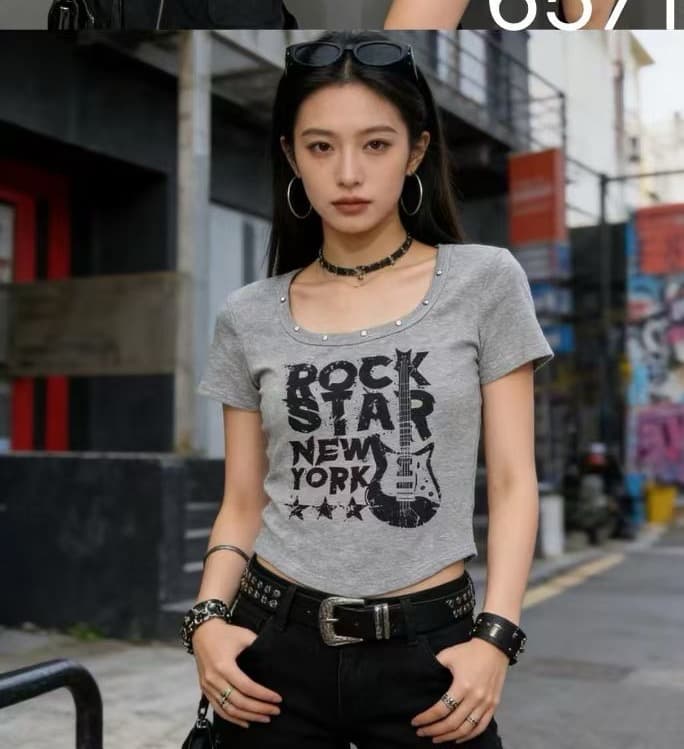 디자인 센스 레트로 록 기타 알파벳 프린트 티셔츠 여성 여름 새로운 캐주얼 다용도 슬림해 보이는 반팔 맨위 이미지 4
