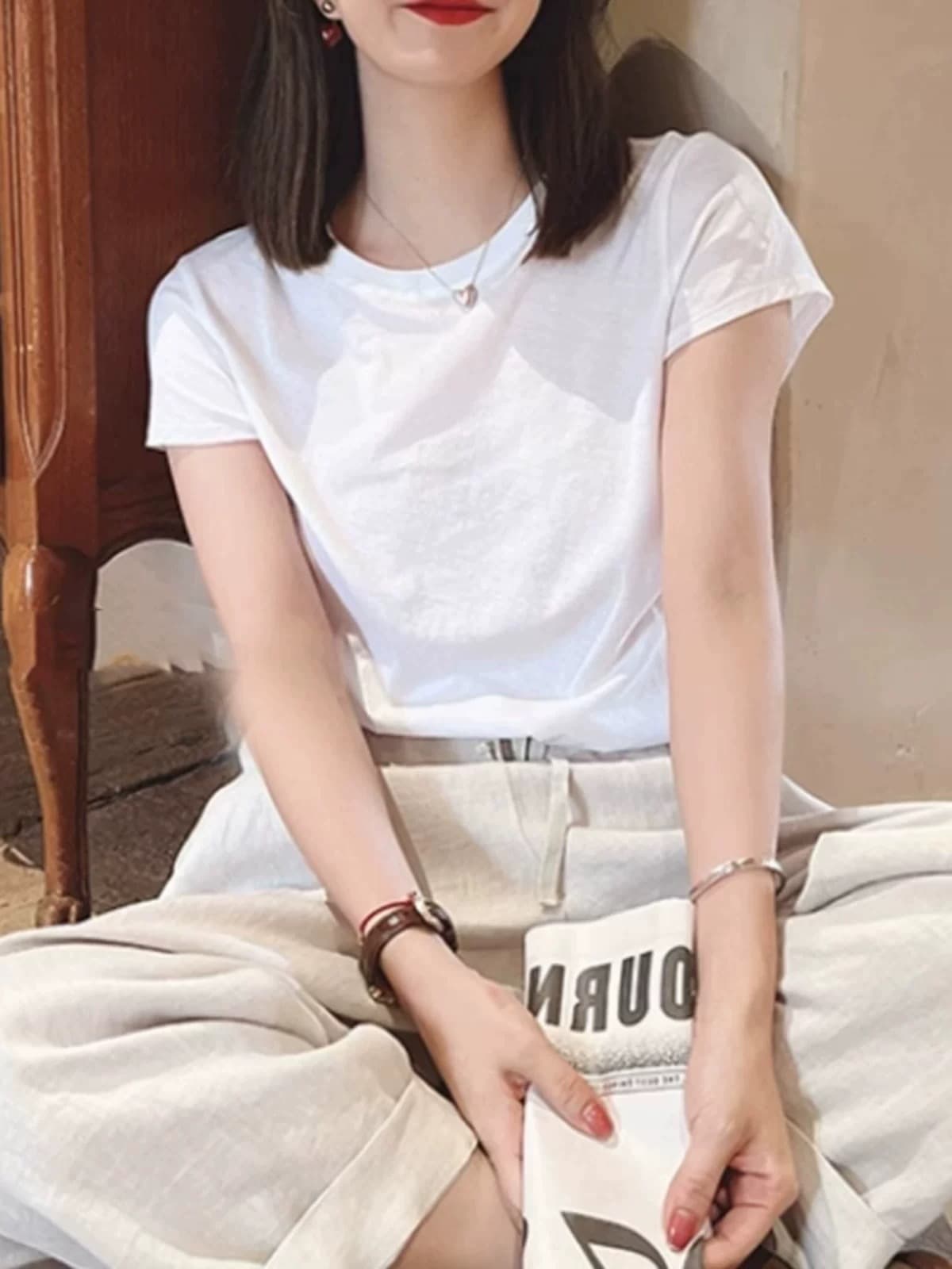 긍정적 인 어깨 화이트 반팔 티셔츠 여성 여름 2025 새로운 라운드 넥 한국 스타일 슬림해 보이는 달콤한 핫걸 chic 면 소재 맨위 상세 이미지 5