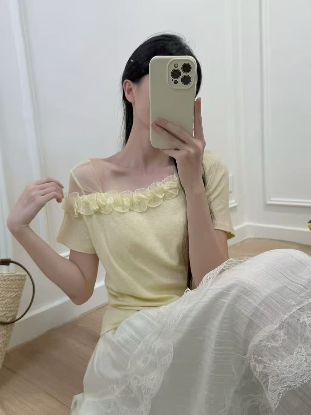 한 부서 다중 레이어 레이스 비스듬한 어깨 티셔츠 여성 여름 착용 가져 가라. 디자인 센스 허리 수축 슬림해 보이는 반팔 핫걸 오프숄더 맨위 상세 이미지 3