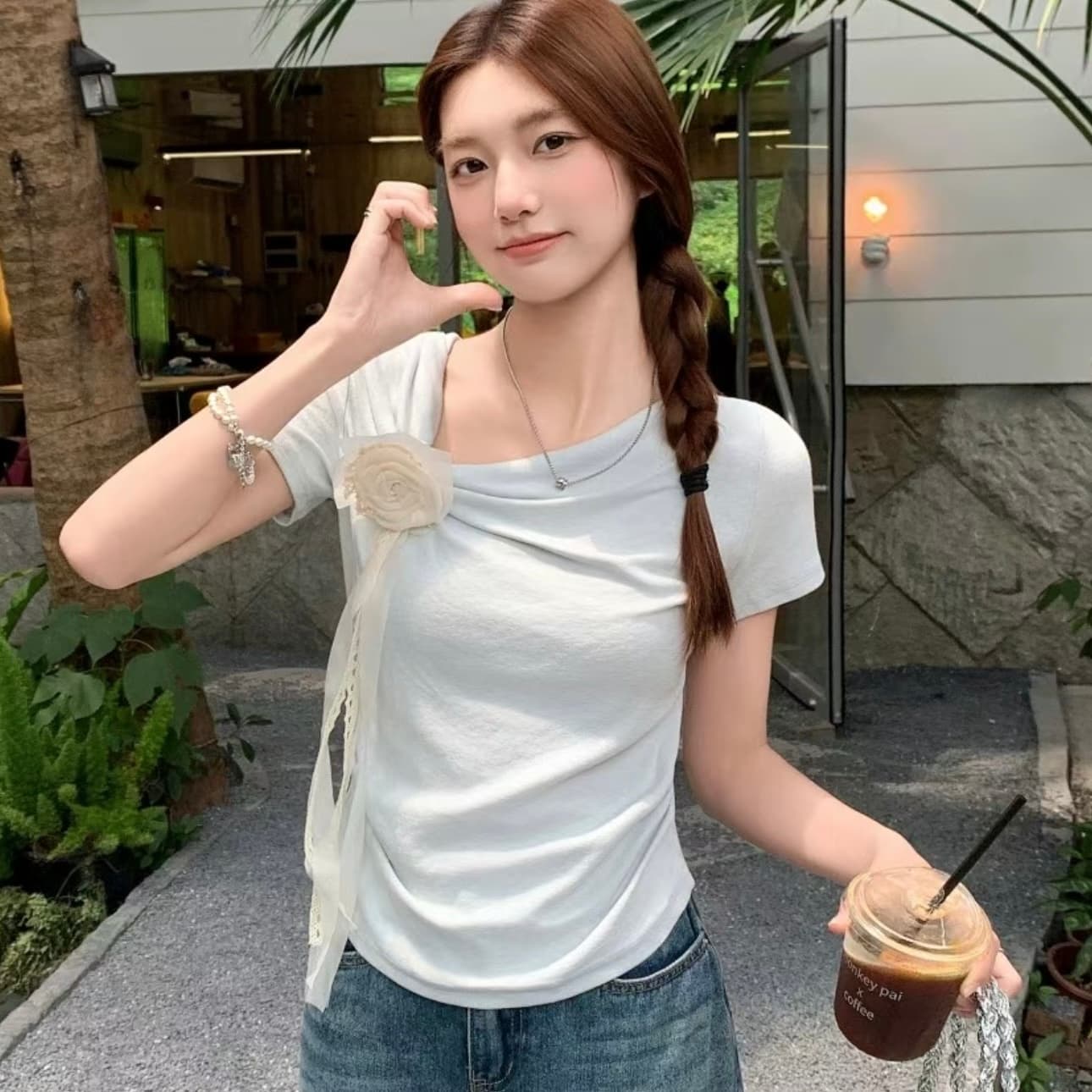 3 차원 꽃 리본 황색 반팔 티셔츠 여성 여름 ootd 착용 가져 가라. 디자인 센스 허리 수축 슬림해 보이는 몸매 가꾸기 맨위 이미지 5