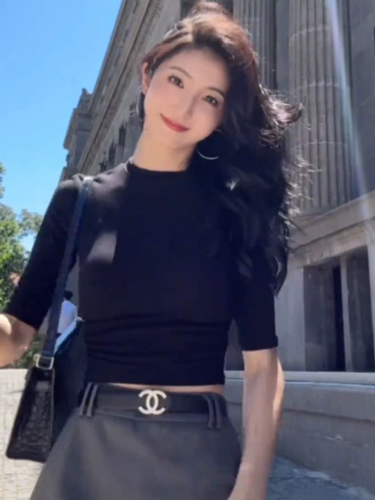 검정색 반하이넥 긍정적 인 어깨 중간 소매 티셔츠 여성 가을 타이트 5 점 소매 프랑스식 꼬집기 허리 기본 셔츠 인사이드 잡아라. 의류 이미지 3