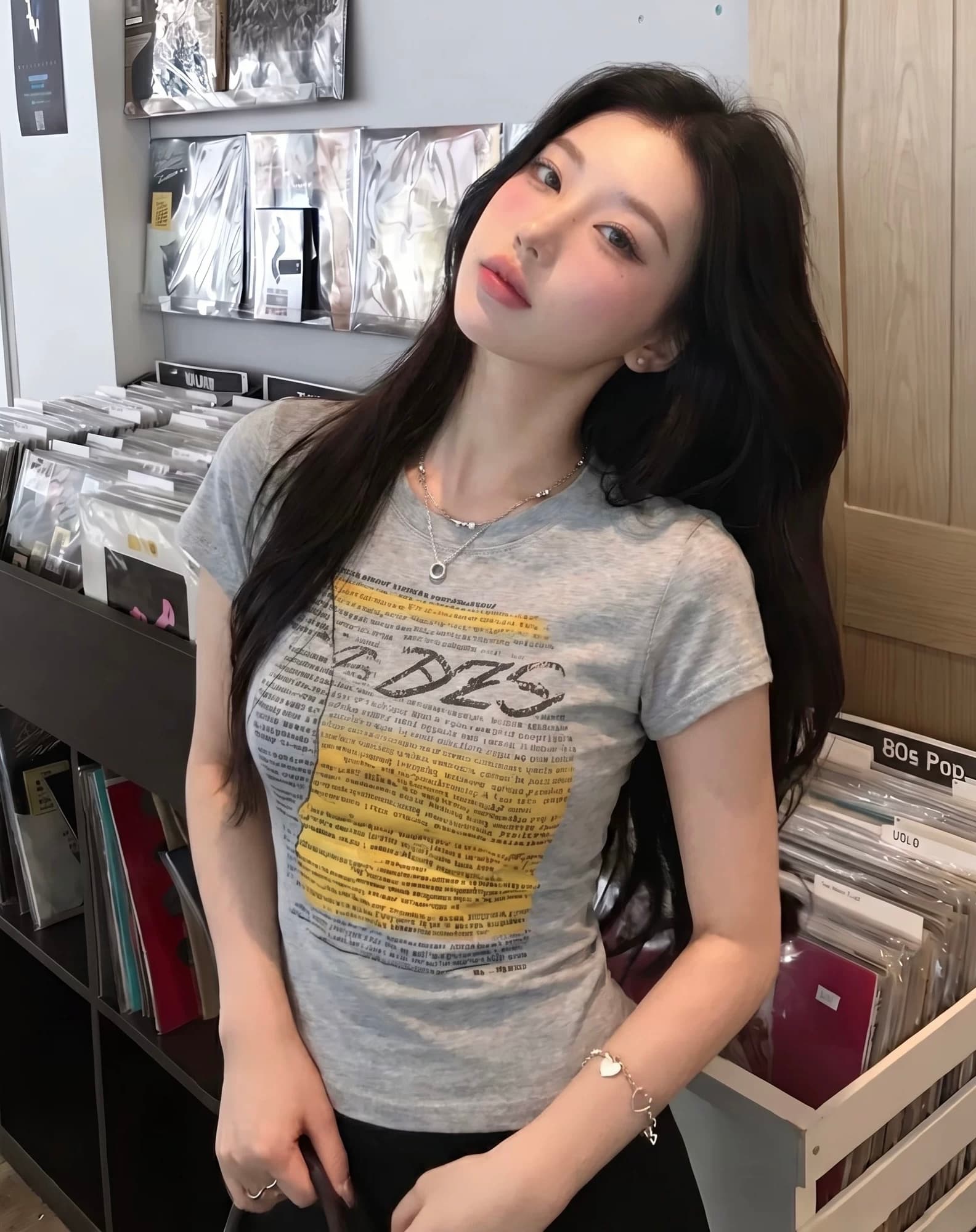 한국 스타일 패션 알파벳 프린트 반팔 티셔츠 여성 여름 새로운 라운드 넥 몸매 가꾸기 슬림해 보이는 다용도 거리 바람 맨위 이미지 4