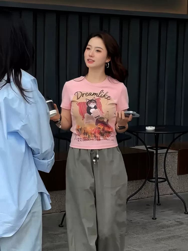 외국 가스 연령 감소 chic 반팔 티셔츠 여름 여성 의류 2026 새로운 패션 다용도 외국 가스 긍정적 인 어깨 슬림해 보이는 맨위 이미지 2