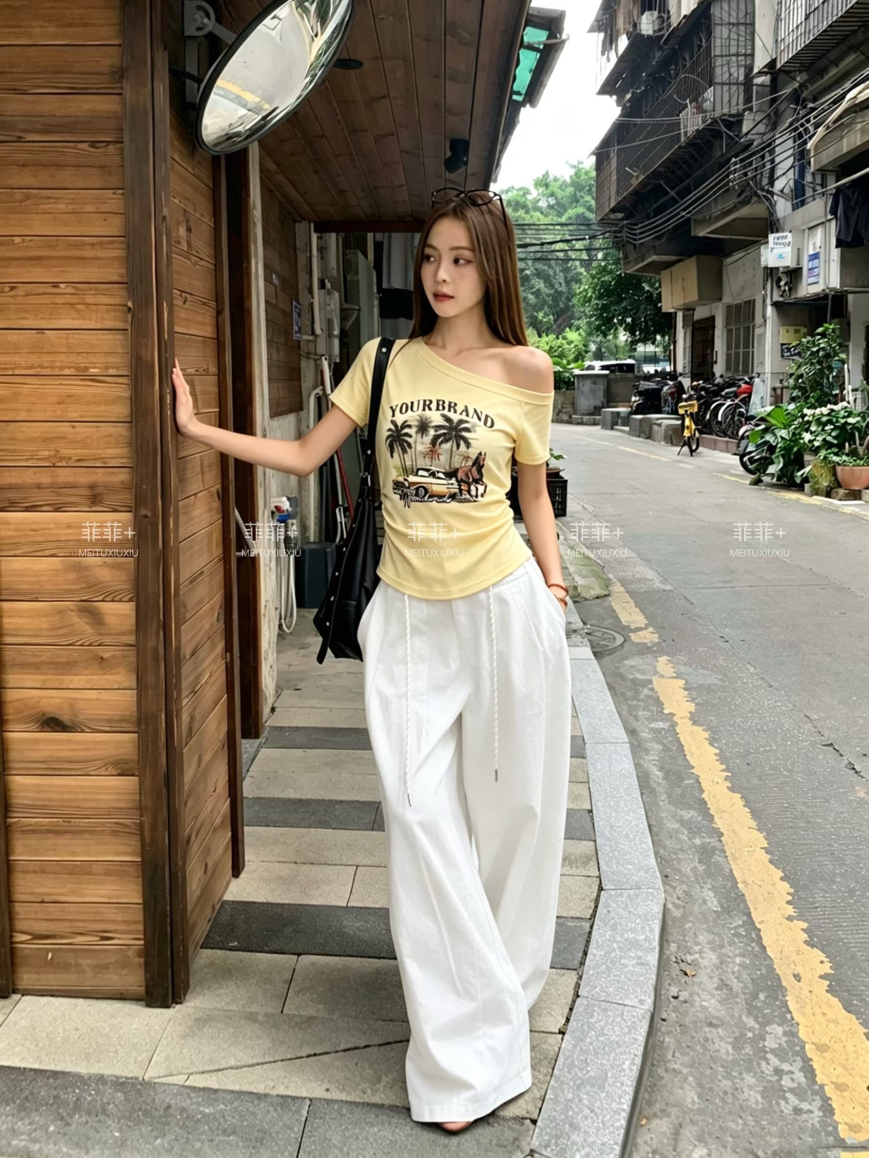 디자인 센스 보트넥 오프숄더 아메리칸 프린트 허리 수축 슬림해 보이는 티셔츠 여름 몸매 가꾸기 슬림해 보이는 작은 키 반팔 여성 이미지 4