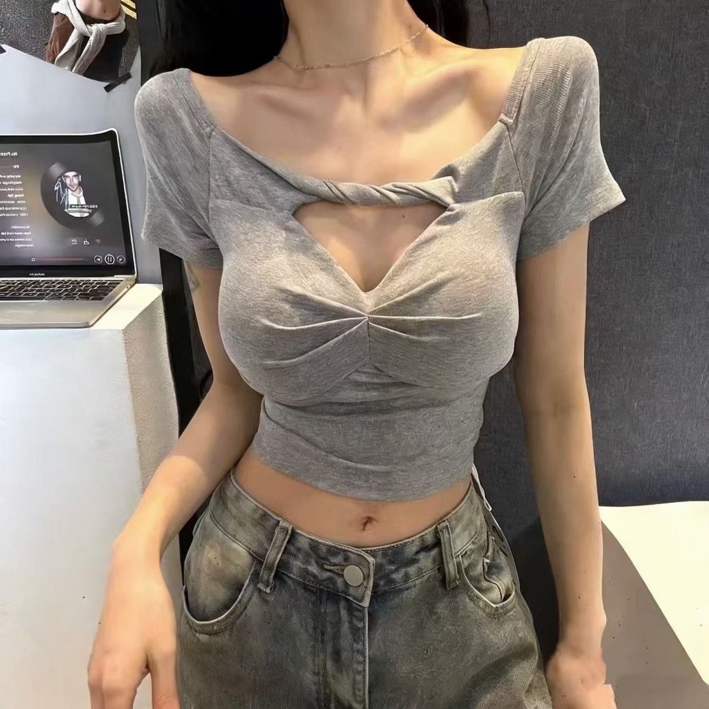 한국 동대문 여름 새로운 몸매 가꾸기 다용도 핫걸 비스듬한 어깨 홀로우 아웃 티셔츠 여성 짧은 허리 수축 타이트 맨위 상세 이미지 1