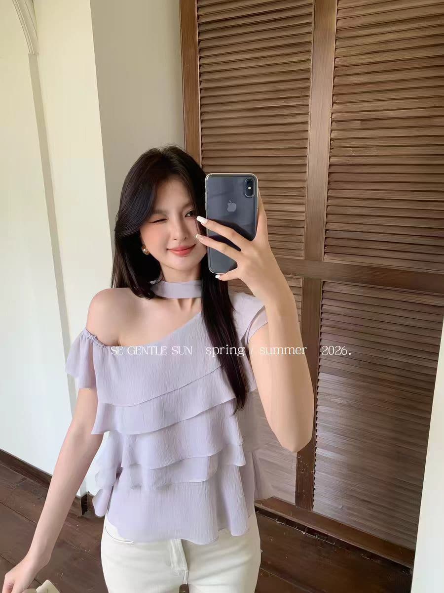 항저우 새로운 의미 법 2026 여름 여성 의류 행침 목 리본 오프숄더 프릴 비스듬한 칼라 조끼 민소매 작은 셔츠 켜기 상세 이미지 5