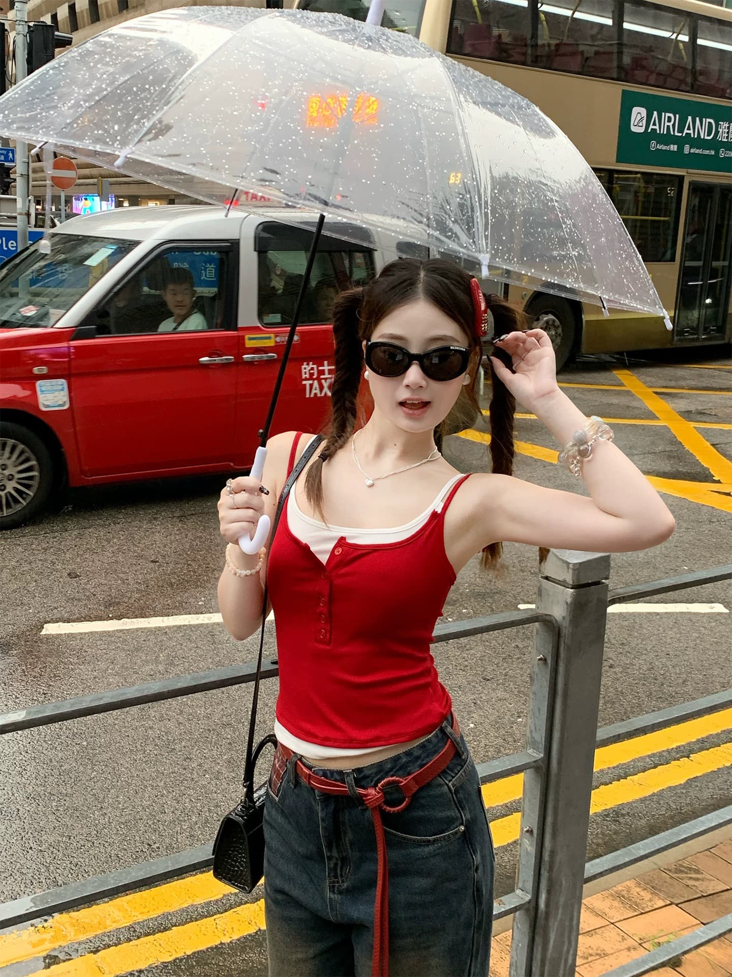 빨간색 슬립 맨위 여성 페이크 레이어드 조끼 2026 새로운 외출용 슈퍼 화재 벨트 가슴 패드 인사이드 가져 가라. 특별 작은 만나는 상세 이미지 4