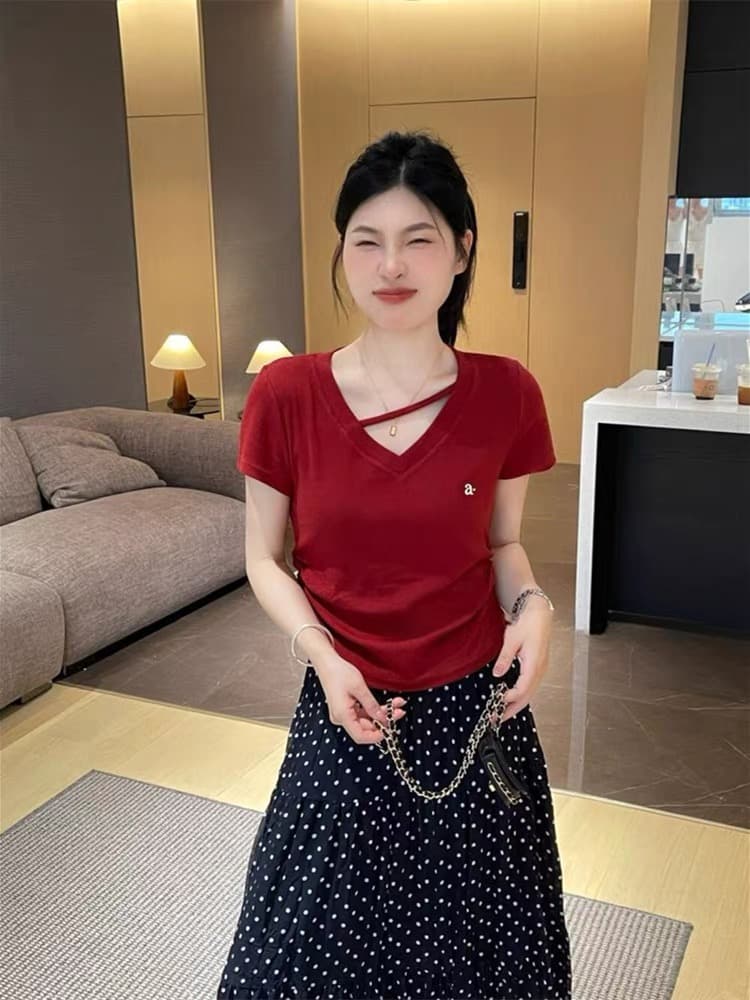 한 부서 Chic 빨간색 V넥 반팔 티셔츠 여성 여름 디자인 센스 슈퍼 잘 생긴 꼬집기 허리 쇼트 스타일 긍정적 인 어깨 아름다운 맨위 상세 이미지 2