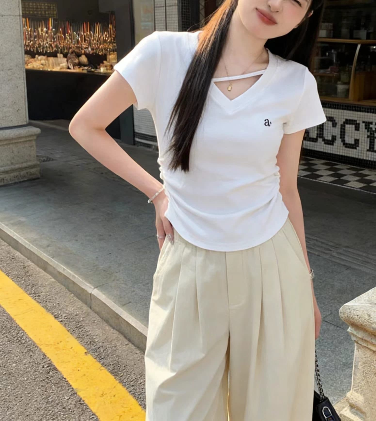한 부서 Chic 빨간색 V넥 반팔 티셔츠 여성 여름 디자인 센스 슈퍼 잘 생긴 꼬집기 허리 쇼트 스타일 긍정적 인 어깨 아름다운 맨위 상세 이미지 5