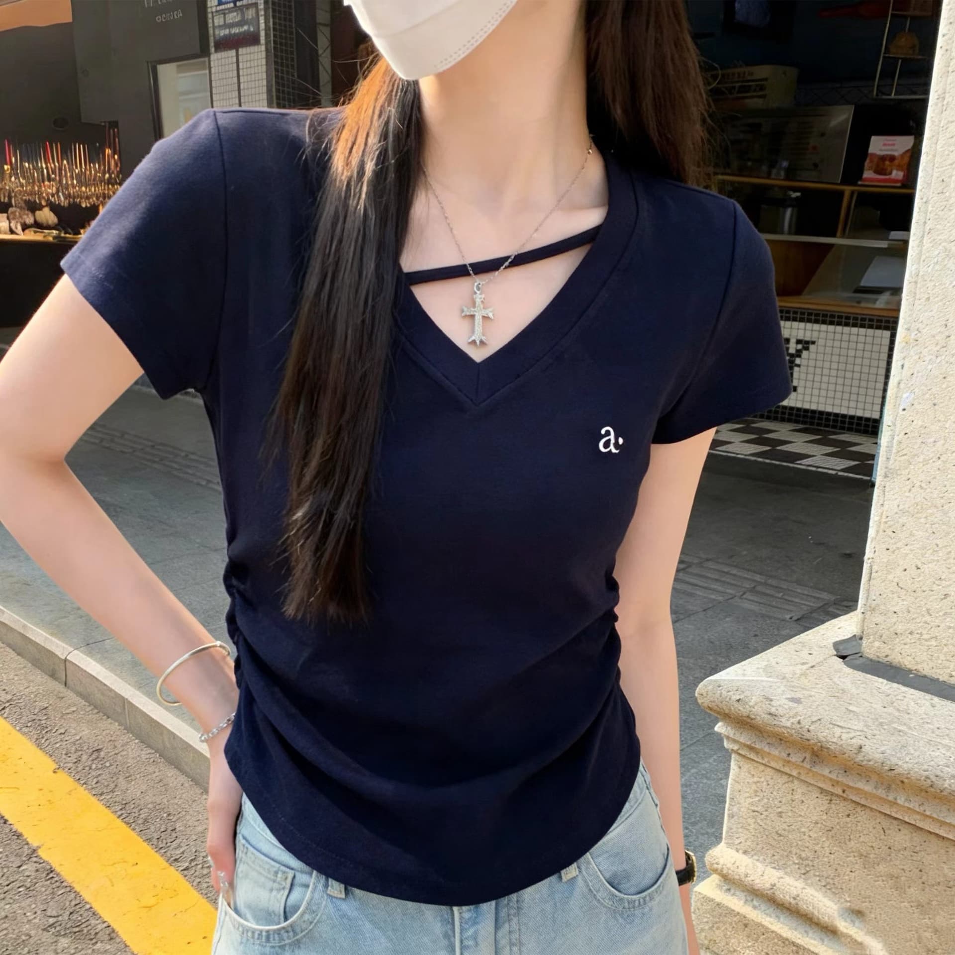 한 부서 Chic 빨간색 V넥 반팔 티셔츠 여성 여름 디자인 센스 슈퍼 잘 생긴 꼬집기 허리 쇼트 스타일 긍정적 인 어깨 아름다운 맨위 상세 이미지 7