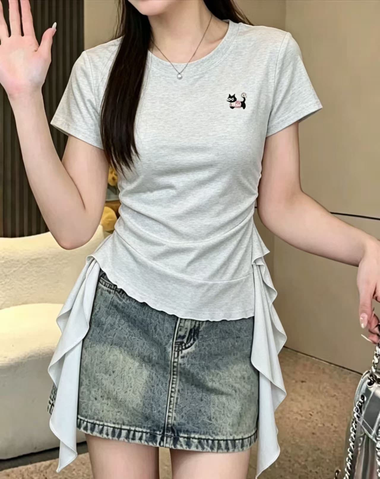 한 부서 고급 센스 핫걸 불규칙 프릴 반팔 티셔츠 여성 여름 새로운 허리 수축 슬림해 보이는 순수한 욕망 맨위 이미지 2