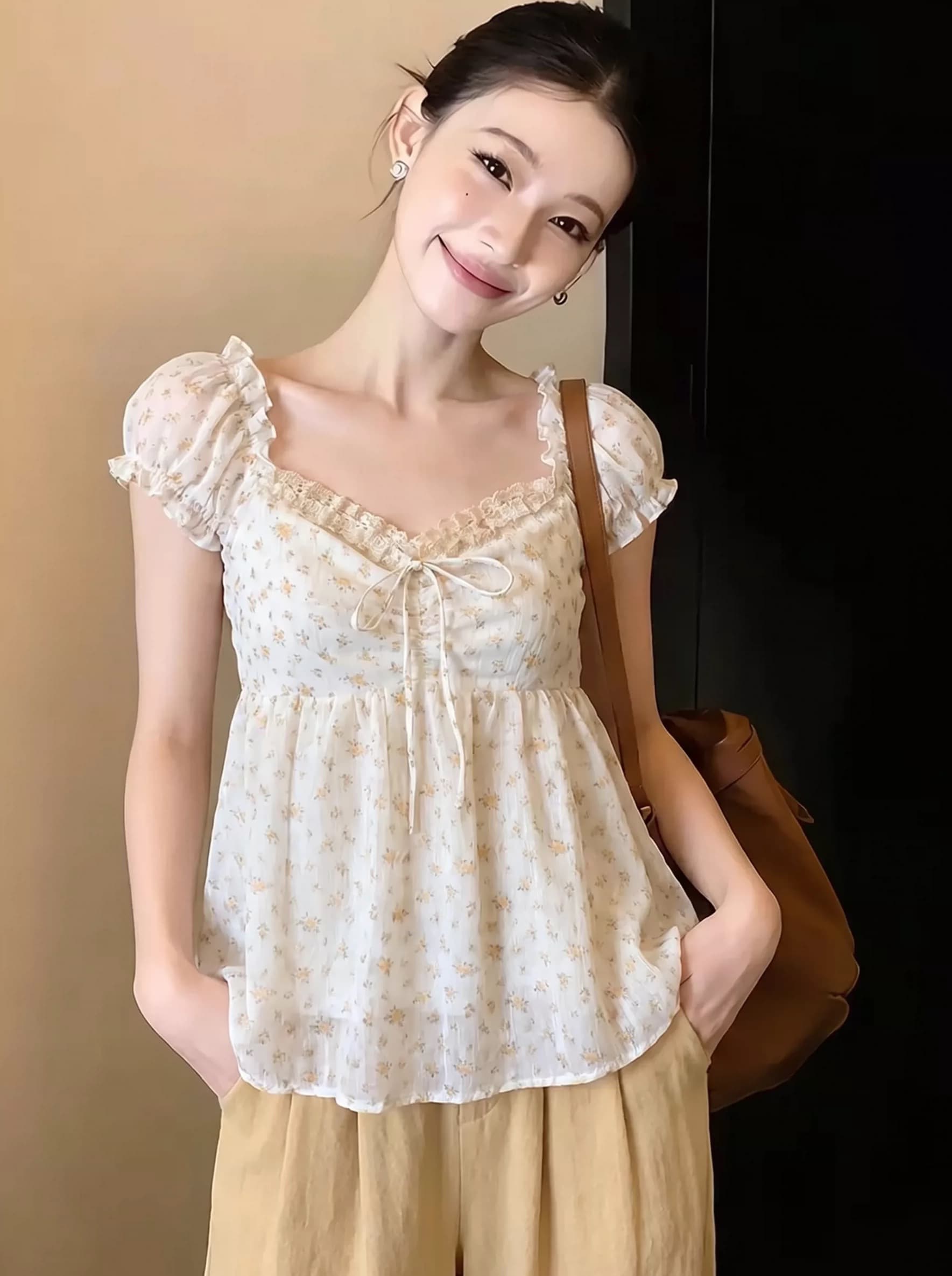 달콤한 스타일 핑크색 꽃무늬 레이스업 나비 매듭 거품 소매 쉬폰 블라우스 여성 의류 여름 출퇴근 한 부서 슬림해 보이는 맨위 이미지 4