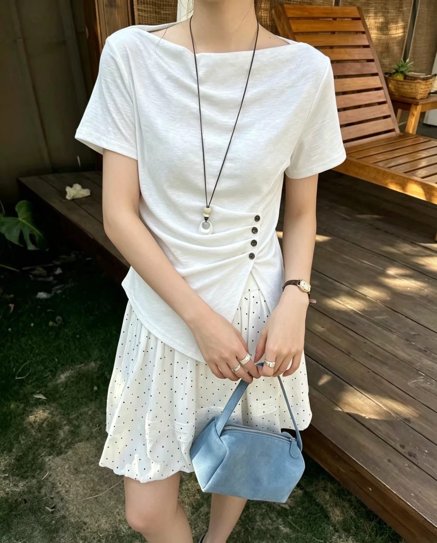 프랑스식 오프숄더 허리 수축 트임 반팔 티셔츠 여성 여름 새로운 몸매 가꾸기 슬림해 보이는 디자인 센스 작은 대중 품격 맨위 상세 이미지 5