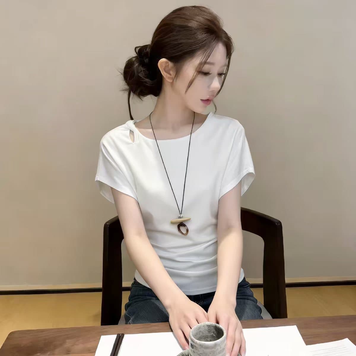 디자인 센스 작은 대중 반팔 티셔츠 여성 여름 새로운 패션 품격 슬림해 보이는 다용도 고유 한 그레이트 봐 의류 상세 이미지 6