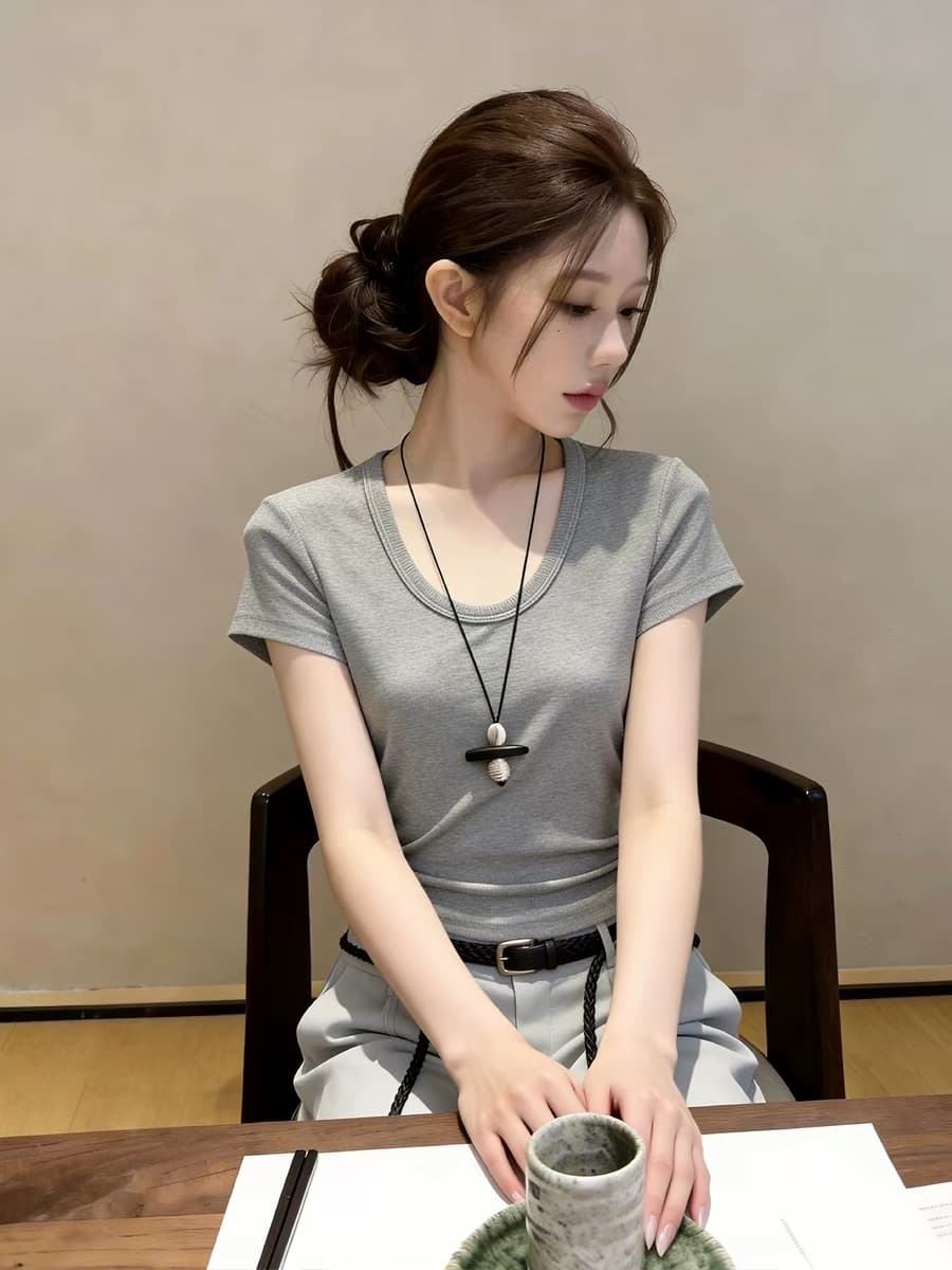 출퇴근 기초 섹션 u 칼라 반팔 티셔츠 여성 2026 년 여름 새로운 일상 다용도 품격 작은 셔츠 익스트림 제인 맨위 이미지 2