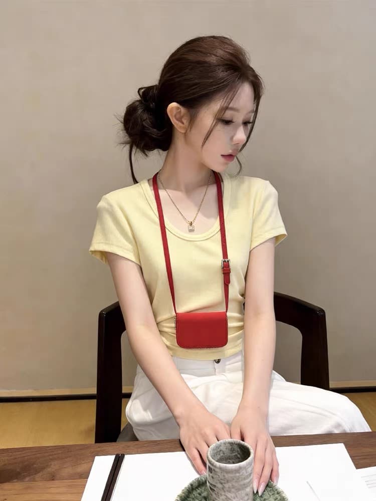 출퇴근 기초 섹션 u 칼라 반팔 티셔츠 여성 2026 년 여름 새로운 일상 다용도 품격 작은 셔츠 익스트림 제인 맨위 이미지 3