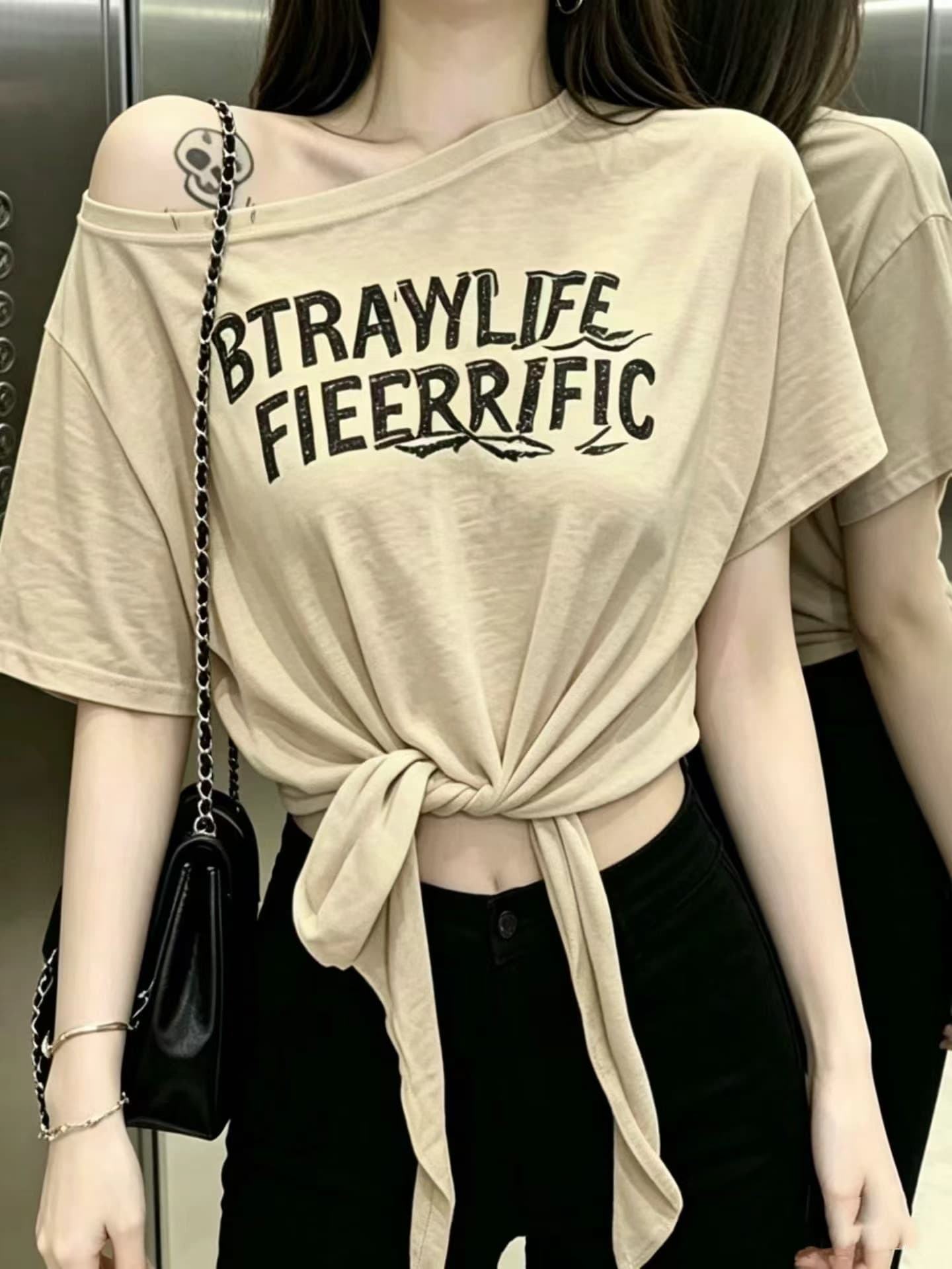 한 부서 느긋한 바람 디스플레이 화이트 착용 가져 가라. 알파벳 프린트 오프숄더 반소매 티셔츠 여성 여름 캐주얼 빛 요리 한 ins 맨위 상세 이미지 1