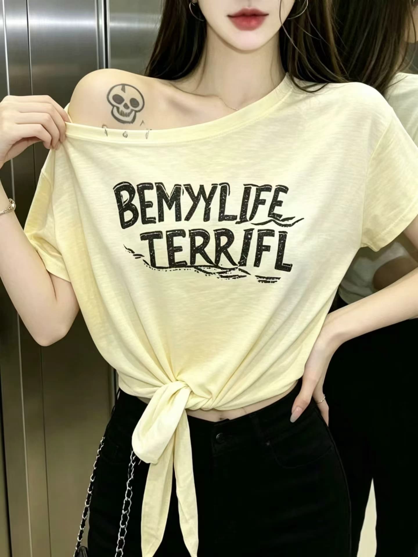 한 부서 느긋한 바람 디스플레이 화이트 착용 가져 가라. 알파벳 프린트 오프숄더 반소매 티셔츠 여성 여름 캐주얼 빛 요리 한 ins 맨위 상세 이미지 3