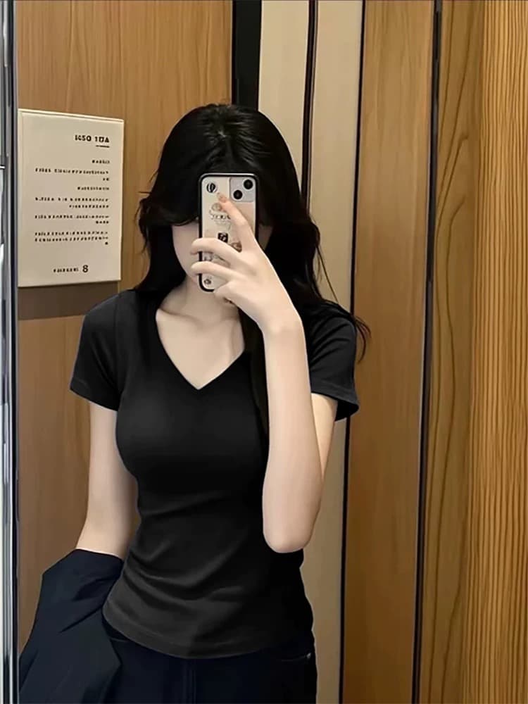 아메리칸 핫걸 긍정적 인 어깨 V넥 반팔 티셔츠 여성 여름 기초 섹션 다용도 몸매 가꾸기 슬림해 보이는 꽃 회색 만나는 맨위 상세 이미지 3