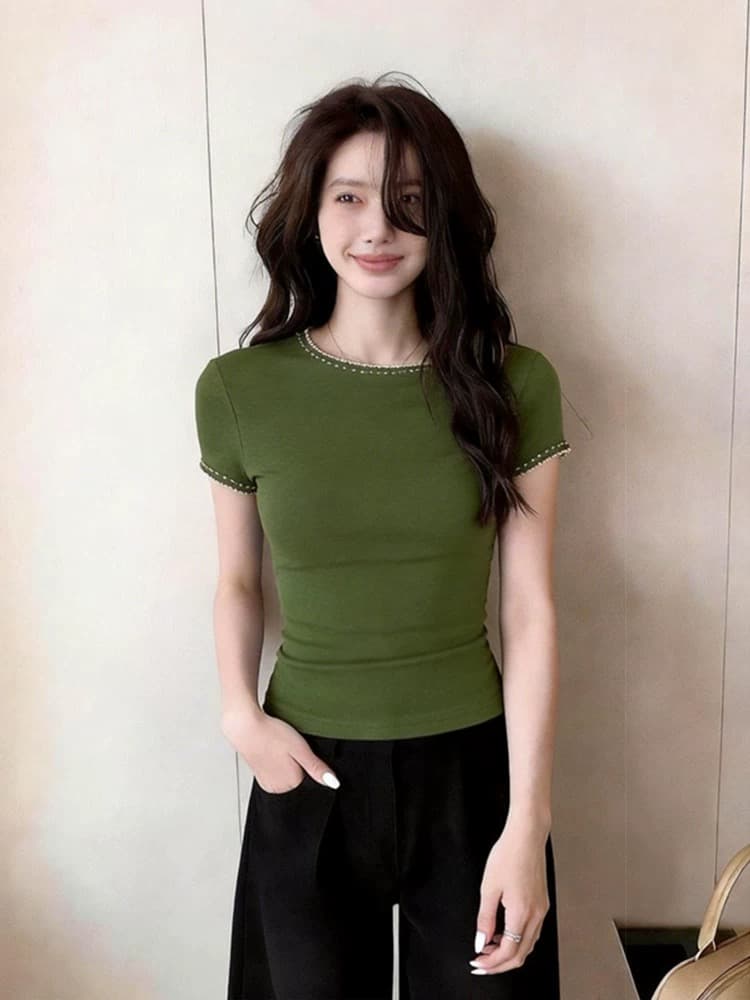 자이언트 잘 생긴 녹색 반팔 티셔츠 여성 2026 새로운 여름 몸매 가꾸기 패션 다용도 품격 긍정적 인 어깨 의류 인사이드 가져 가라. 상세 이미지 1
