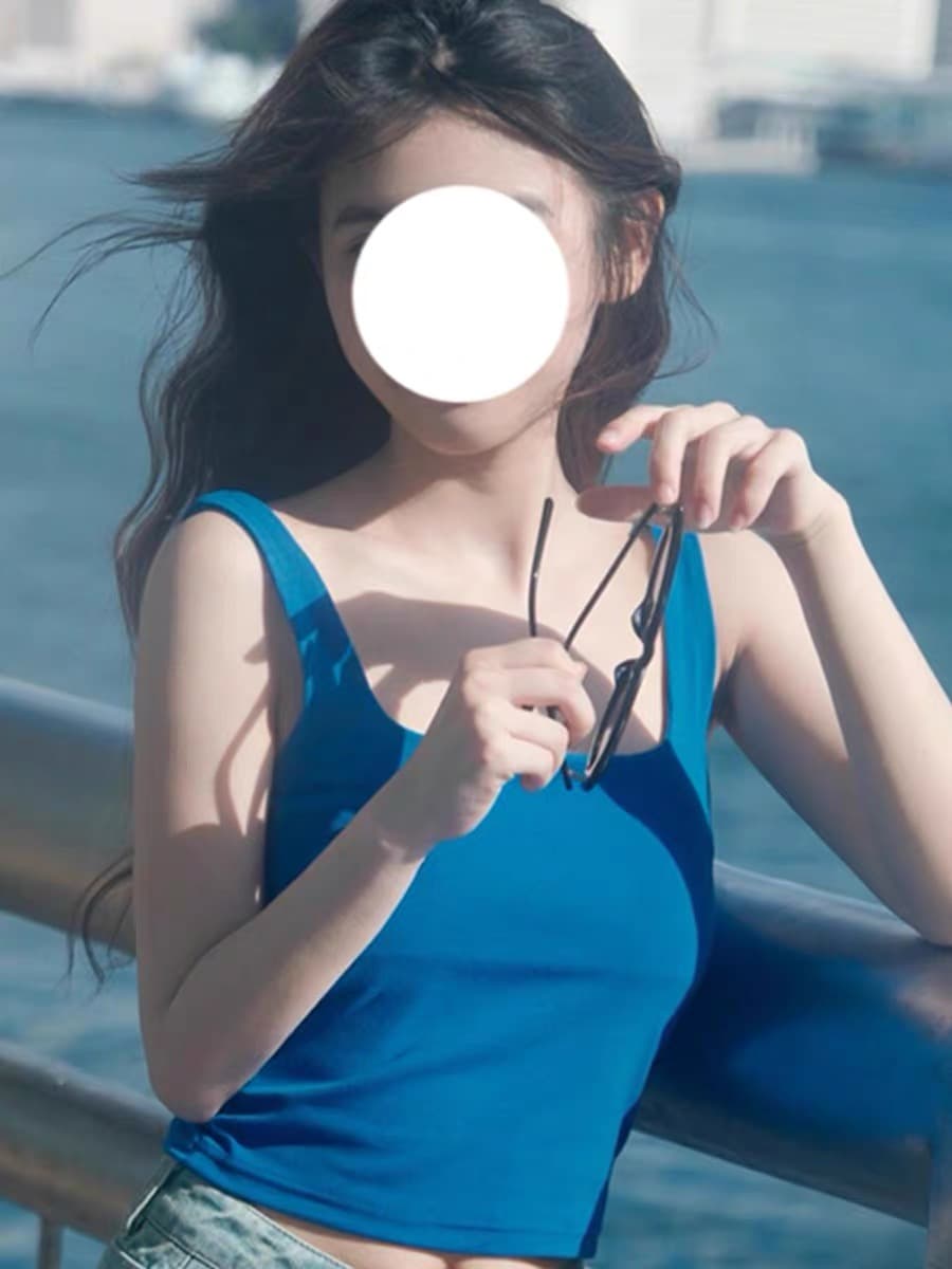 파란색 작은 슬링 조끼 여성 여름 외출용 아름다움 뒤로 섹시함 광장 칼라 인사이드 가져 가라. 만나는 단어 민소매 아메리칸 맨위