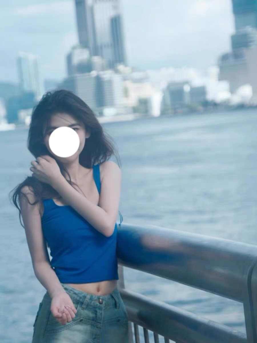파란색 작은 슬링 조끼 여성 여름 외출용 아름다움 뒤로 섹시함 광장 칼라 인사이드 가져 가라. 만나는 단어 민소매 아메리칸 맨위 이미지 3