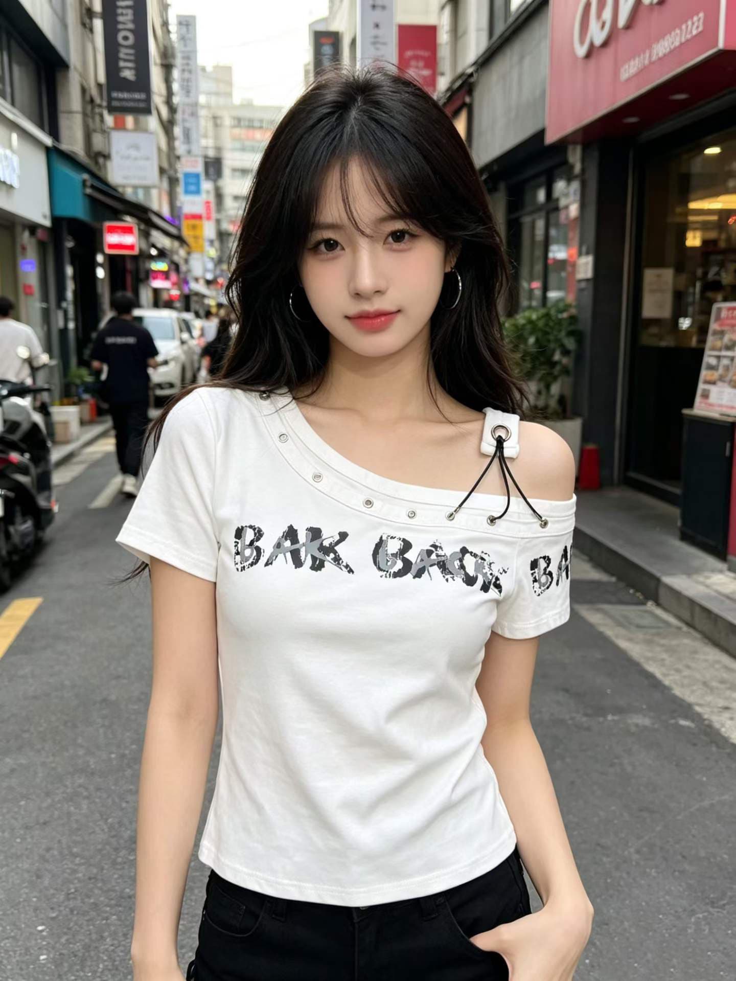 작은 대중 디자인 센스 알파벳 프린트 쇼트 스타일 반팔 맨위 패션 징 장식 오프숄더 다용도 몸매 가꾸기 티셔츠 여성 상세 이미지 2