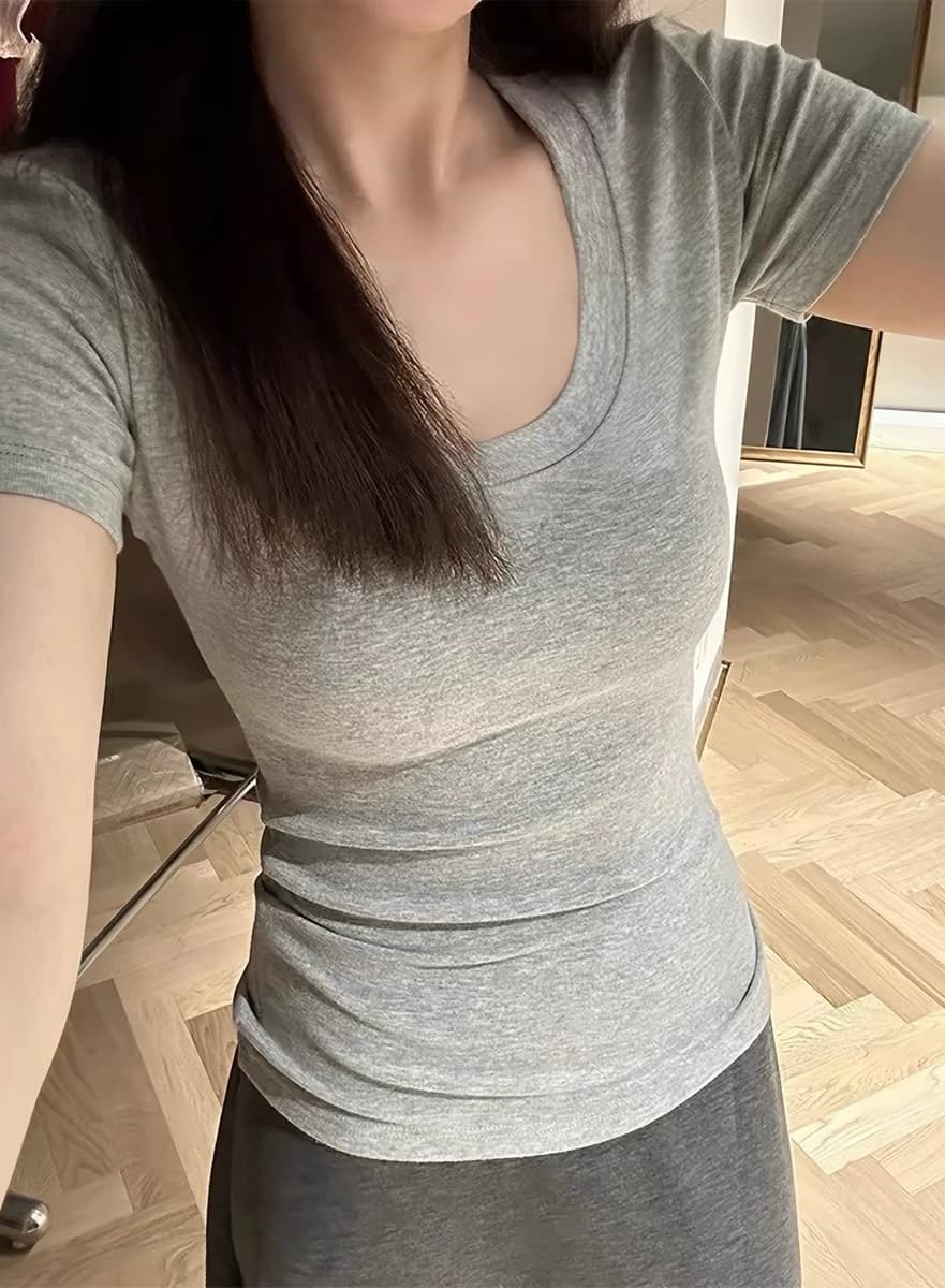 해군 u 칼라 반팔 티셔츠 여성 여름 몸매 가꾸기 슬림해 보이는 기초 만나는 인사이드 가져 가라. 긍정적 인 어깨 의류 상세 이미지 3