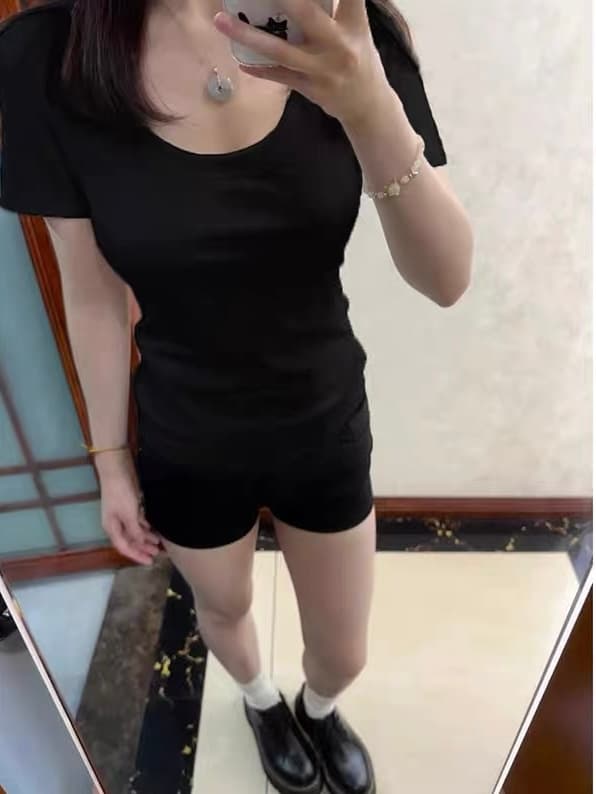 화이트 대 네클라인 u 칼라 반팔 여성 몸매 가꾸기 슬림해 보이는 여름 허리 수축 타이트 맨위 작은 키 핫걸 긍정적 인 어깨 티셔츠 상세 이미지 1