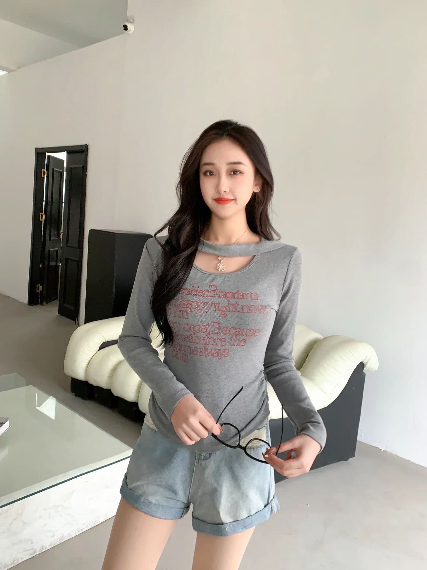 2026 이른 가을 새로운 한 부서 ins 레트로 핫걸 프린트 알파벳 맨위 인사이드 가져 가라. 외출용 몸매 가꾸기 슬림해 보이는 티셔츠 여성 상세 이미지 1