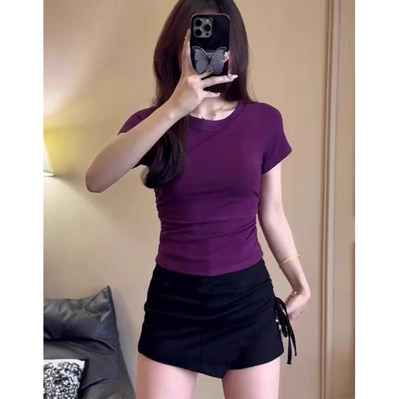 2025 새로운 긍정적 인 어깨 반팔 티셔츠 여성 여름 디자인 센스 작은 대중 몸매 가꾸기 슬림해 보이는 슈퍼 잘 생긴 고유 한 맨위 이미지 2