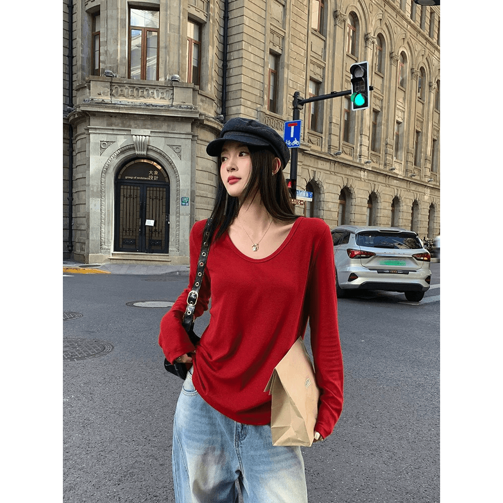 심황 색상 V넥 긍정적 인 어깨 긴팔 티셔츠 여성 2026 이른 봄 새로운 인사이드 가져 가라. 화이트 기본 셔츠 루즈핏 잘 생긴 맨위 이미지 5