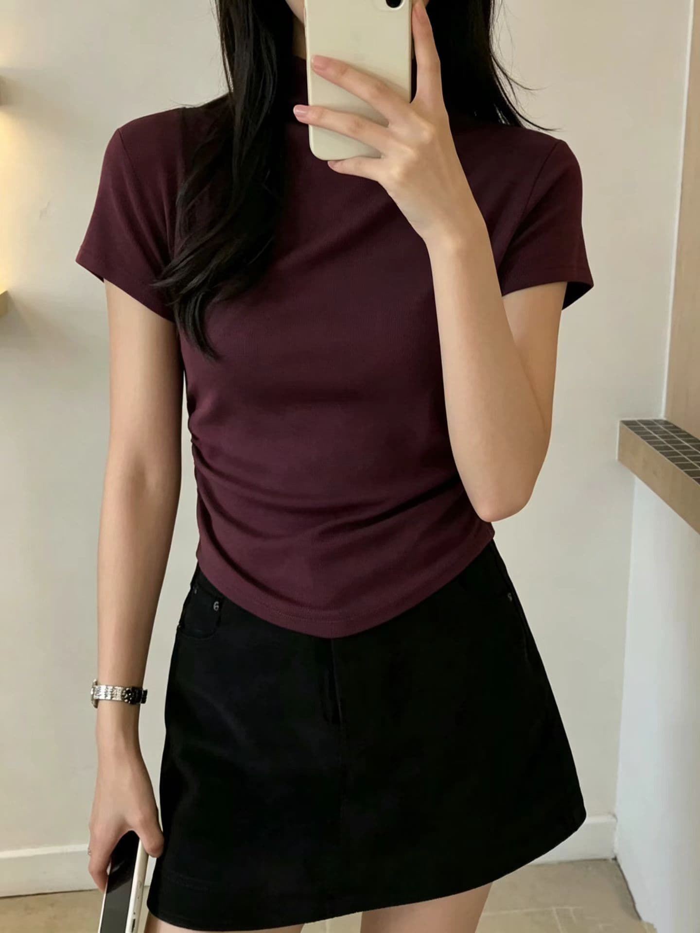 원 희 yuanxi 단색 반하이넥 반팔 티셔츠 여성 작은 대중 측면 주름 몸매 가꾸기 기본 셔츠 맨위 봄 여름 이미지 3
