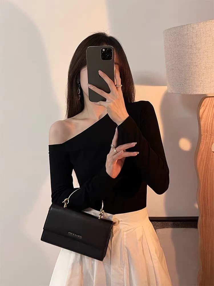 검정색 오프숄더 긴팔 티셔츠 여성 26 새로운 봄 몸매 가꾸기 비스듬한 어깨 섹시함 기본 셔츠 슬림해 보이는 오프숄더 맨위 이미지 4