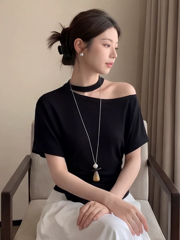 작은 대중 디자인 센스 비스듬한 어깨 불규칙 스트라이프 반팔 티셔츠 여성 여름 새로운 슬림해 보이는 고유 한 아름다운 작은 맨위 이미지 2