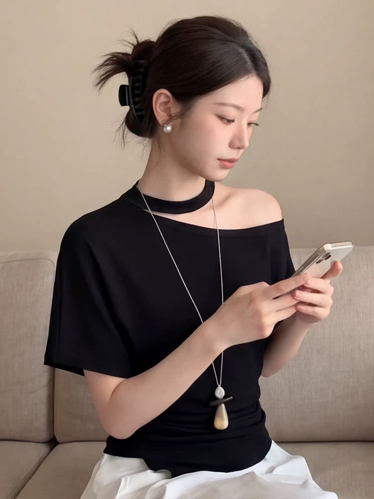 작은 대중 디자인 센스 비스듬한 어깨 불규칙 스트라이프 반팔 티셔츠 여성 여름 새로운 슬림해 보이는 고유 한 아름다운 작은 맨위 상세 이미지 4