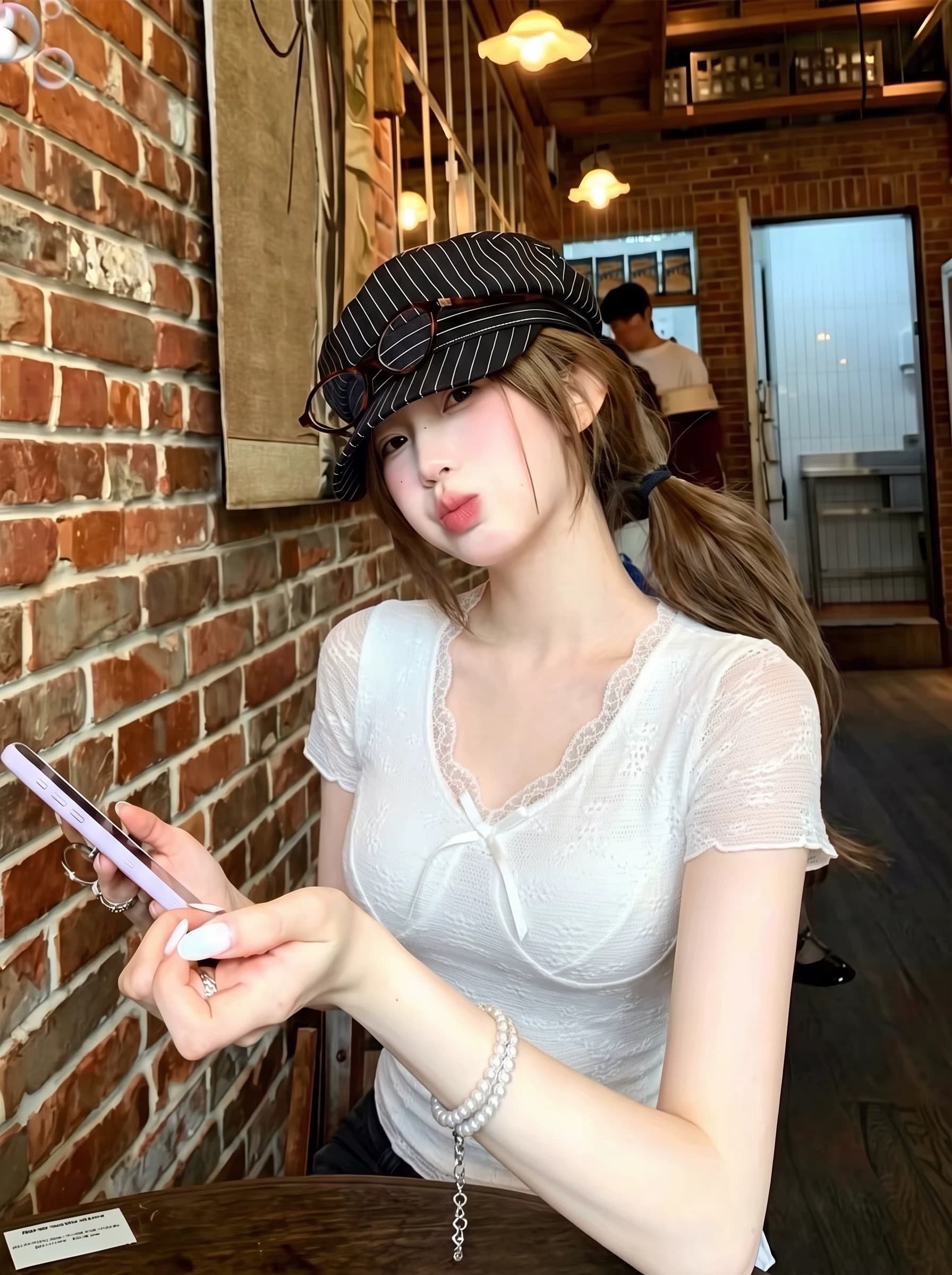 순수한 욕망 핫걸 섹시함 V넥 맨위 여성 여름 벨트 가슴 패드 레이스 반팔 티셔츠 고급 센스 고유 한 아름다운 작은 셔츠 이미지 4