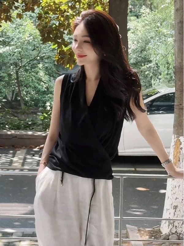 V넥 흔들다 칼라 행침 목 캐미솔 여름 몸매 가꾸기 슬림해 보이는 만나는 Chic 디자인 센스 외출용 민소매 맨위 이미지 3