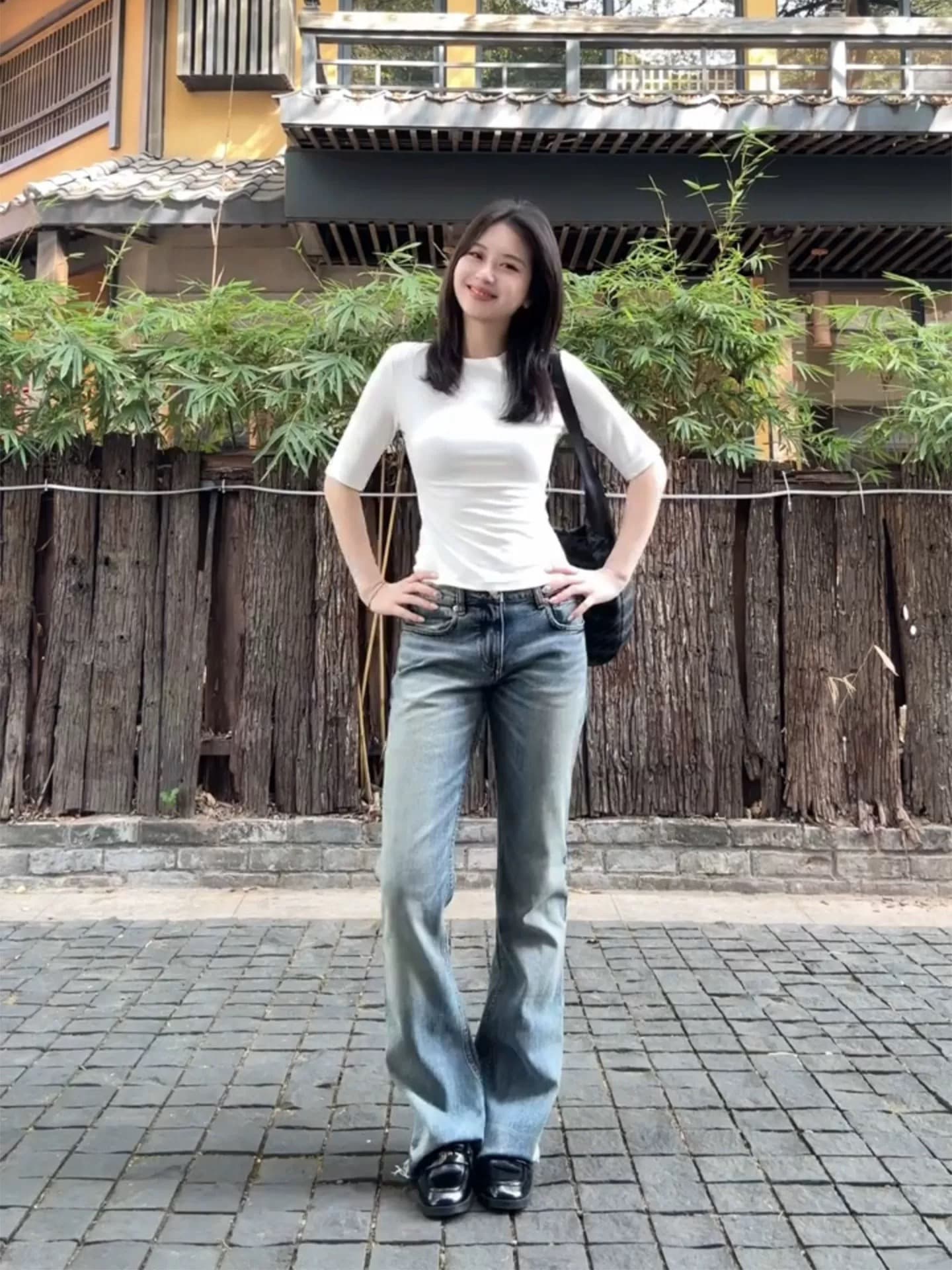로얄 자매 높음 지혜 센스 티셔츠 여성 화이트 5 점 소매 만나는 맨위 여름 몸매 가꾸기 감기 바람 핫걸 품격 중간 소매 상세 이미지 4