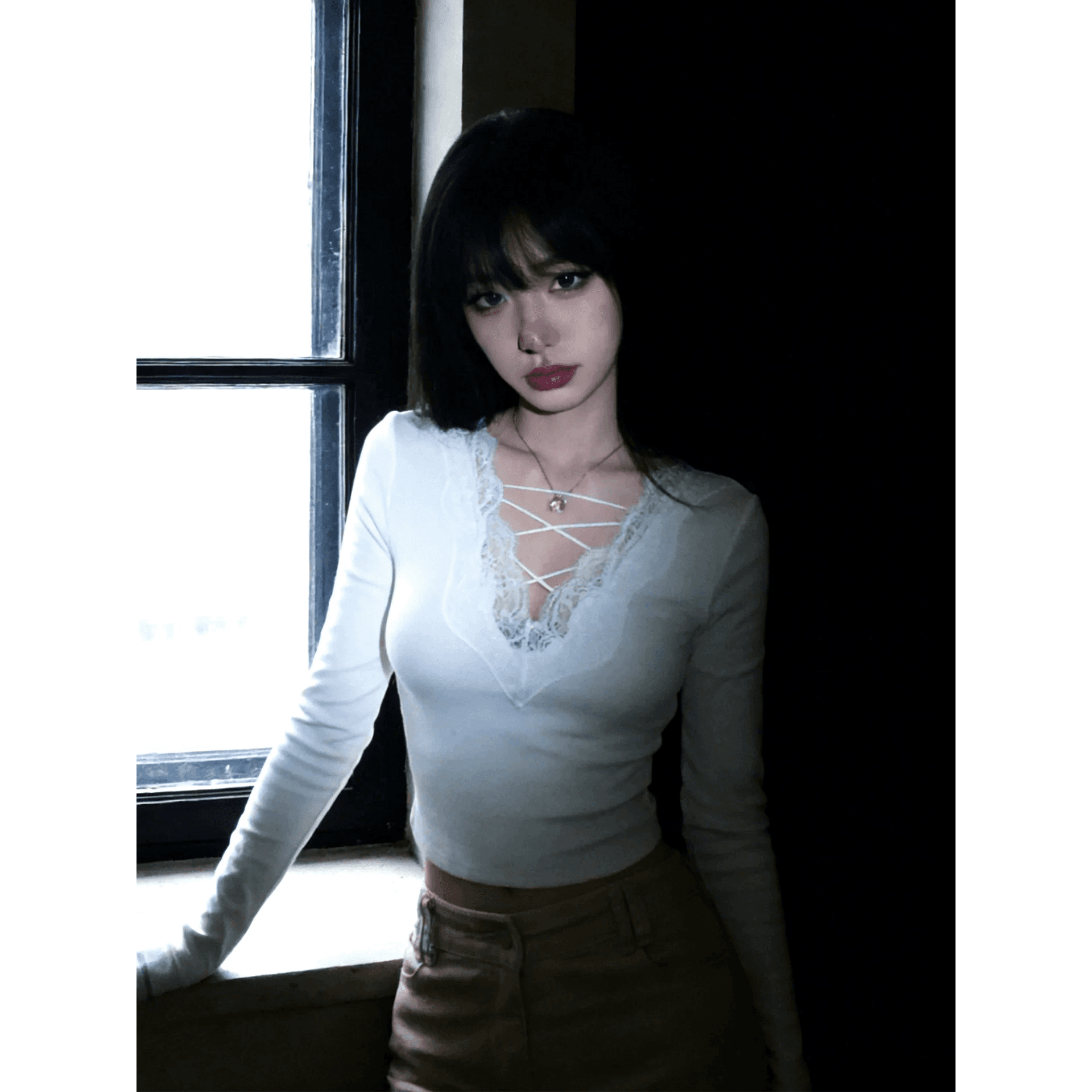 onetwo 순수한 욕망 바람 홀로우 아웃 레이스 조각 V넥 긴팔 티셔츠 여성 허리 수축 몸매 가꾸기 슬림해 보이는 기본 셔츠 맨위 이미지 5