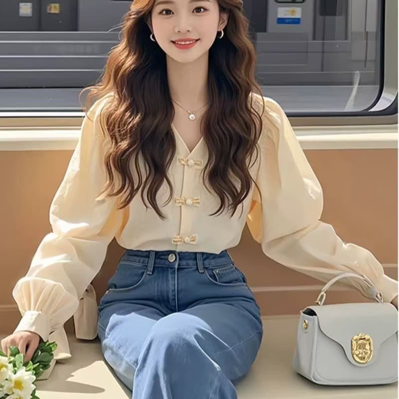 작은 셔츠 새로운 중식 살구 색상 단추 긴팔 셔츠 2025 새로운 품격 고급 센스 프랑스식 맨위 셔츠 여성 의류 이미지 4