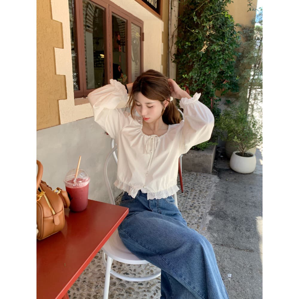 화이트 레이스 레이스 긴팔 여성 셔츠 2026 가을 새로운 달콤한 스타일 디자인 센스 거품 소매 쇼트 스타일 맨위 상세 이미지 1